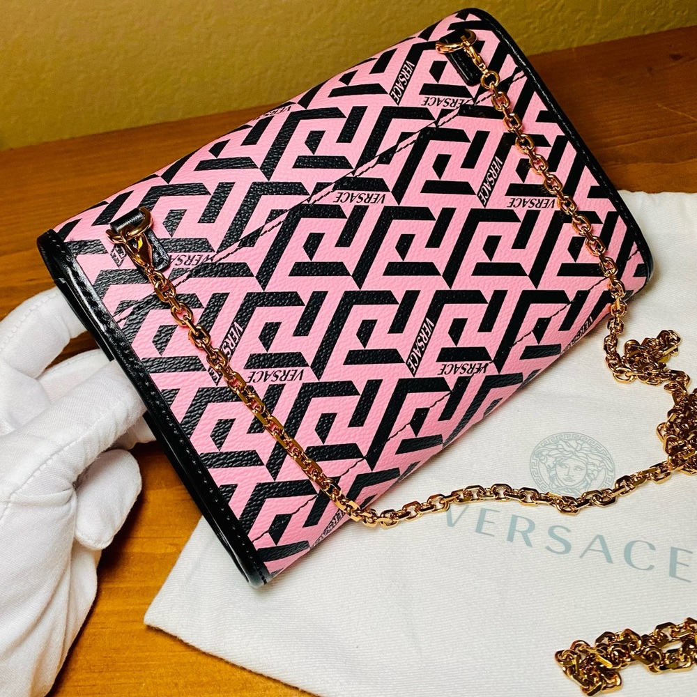 NEW Versace Pink La Greca Signature Coated Canvas Chain Crossbody Bag - Picture 6 of 17